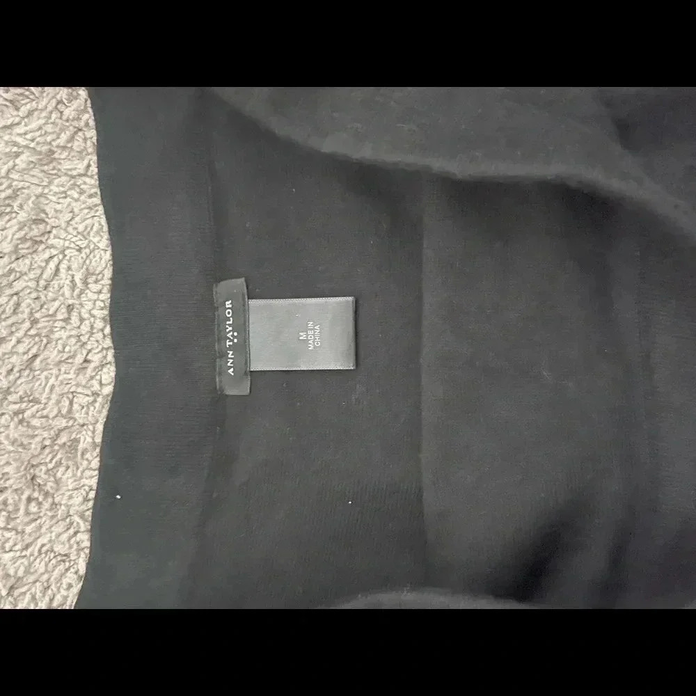 Ann Taylor A line sweater skirt - Picture 3 of 4